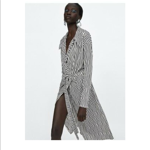 Zara Wrap Dress - Picture 4 of 7